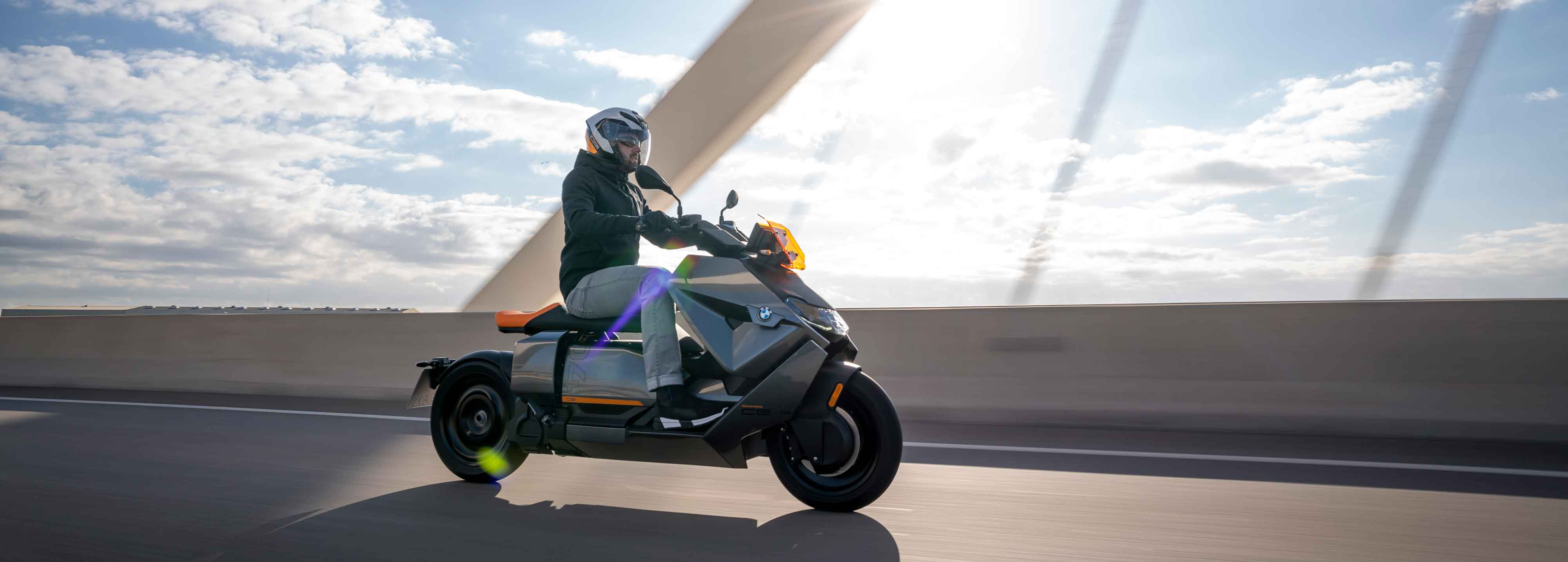 The BMW CE04: A powerful and eco friendly electric scooter video-banner