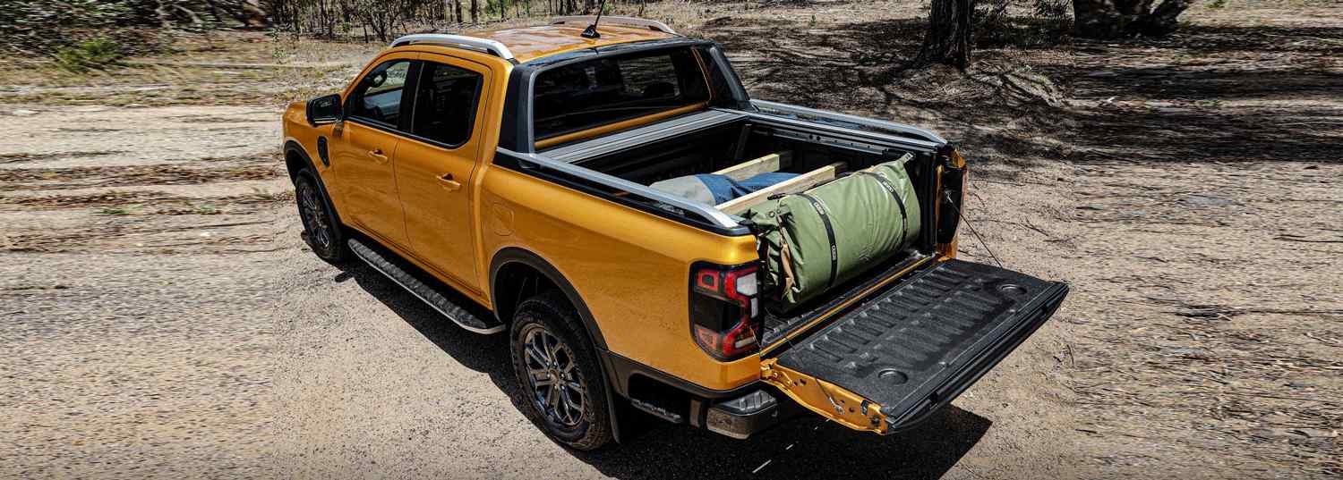 NEW FORD RANGER READY FOR WORK AND PLAY  video-banner