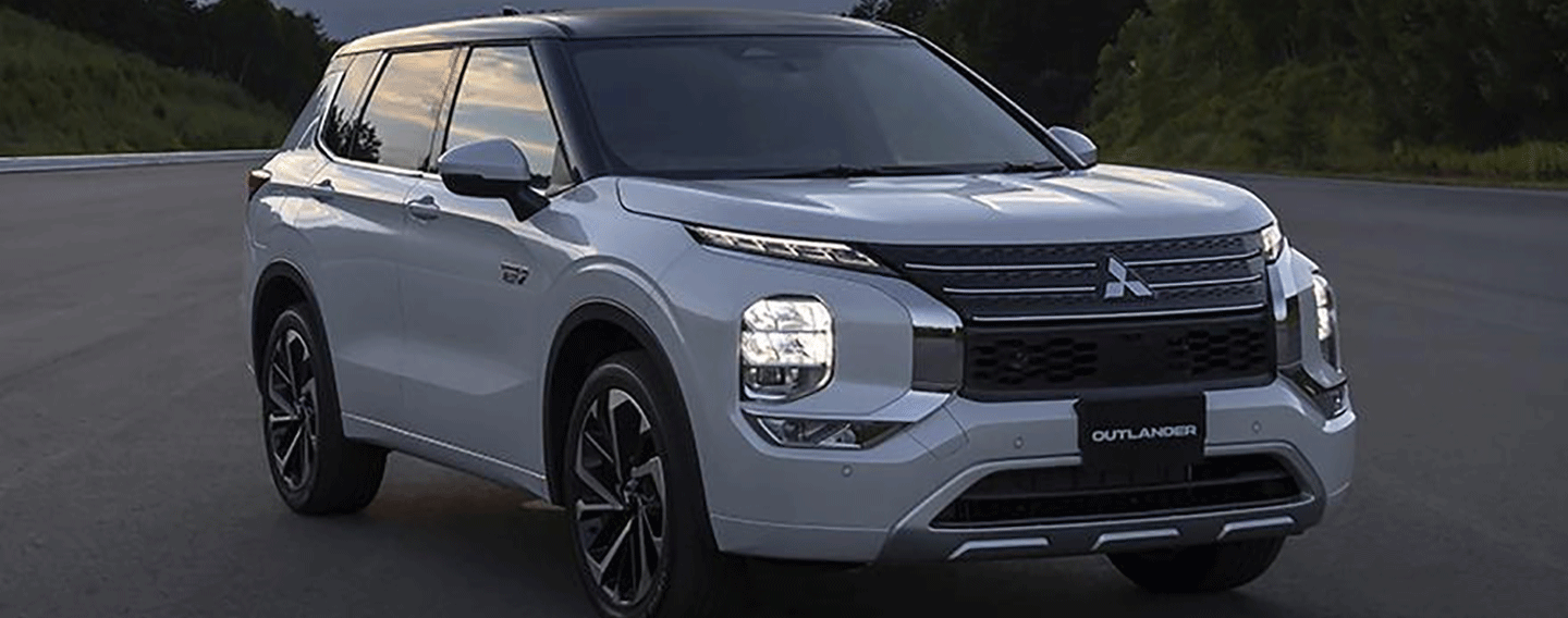 Mitsubishi Outlander PHEV continues to rake in awards video-banner