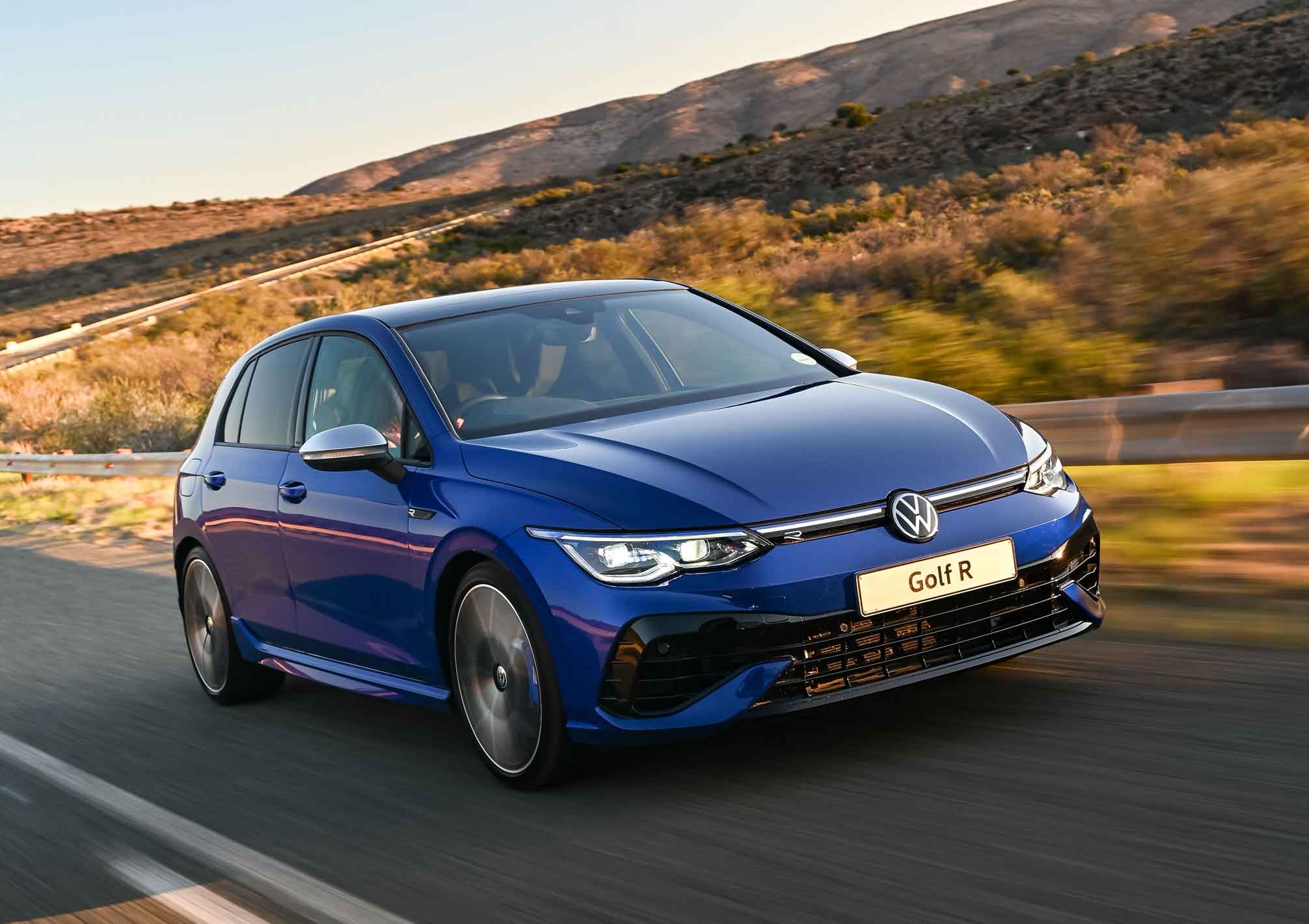 Volkswagen unveils the new Golf 8 R with 235kW